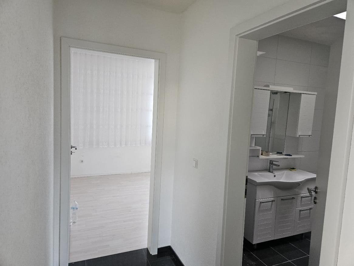 Prenájom bytu 3-izbový 70 m², Nürtingen, Bádensko-Wurttembersko Prenájom bytu 3-izbový 70 m², Nürtingen, Bádensko-Wurttembersko