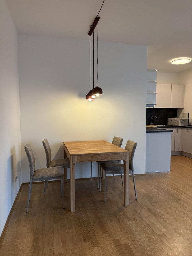 Prenájom bytu 2-izbový 61 m², Malmöer Str. 28, Berlin, Berlín Prenájom bytu 2-izbový 61 m², Malmöer Str. 28, Berlin, Berlín