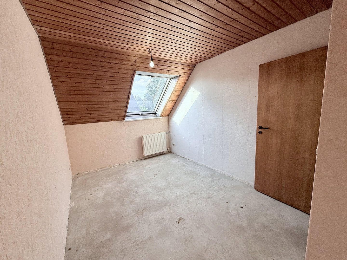 Predaj domu 113 m², pozemok 252 m², Essen, Severné Porýnie - Westfálsko Predaj domu 113 m², pozemok 252 m², Essen, Severné Porýnie - Westfálsko