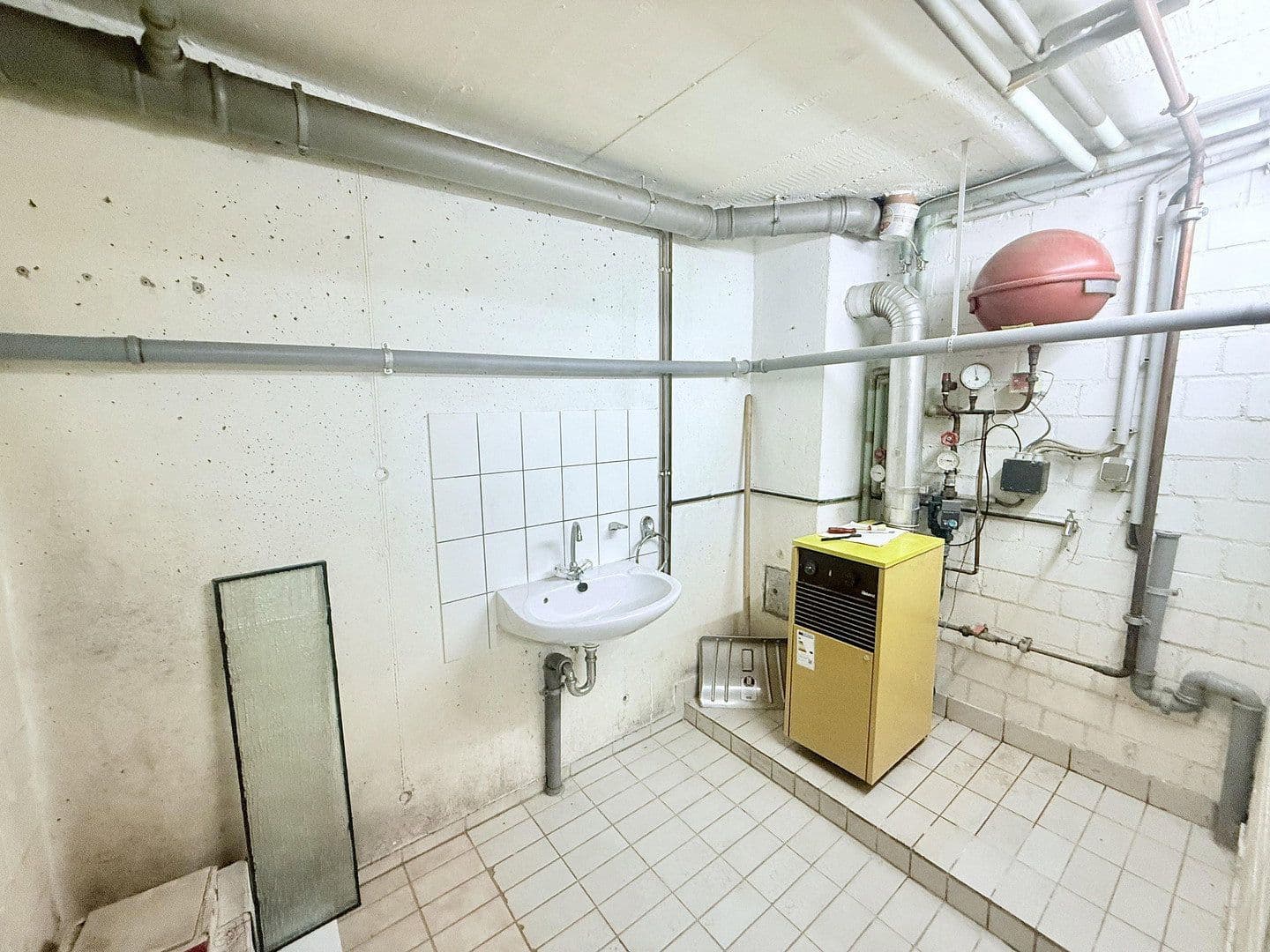 Predaj domu 113 m², pozemok 252 m², Essen, Severné Porýnie - Westfálsko Predaj domu 113 m², pozemok 252 m², Essen, Severné Porýnie - Westfálsko