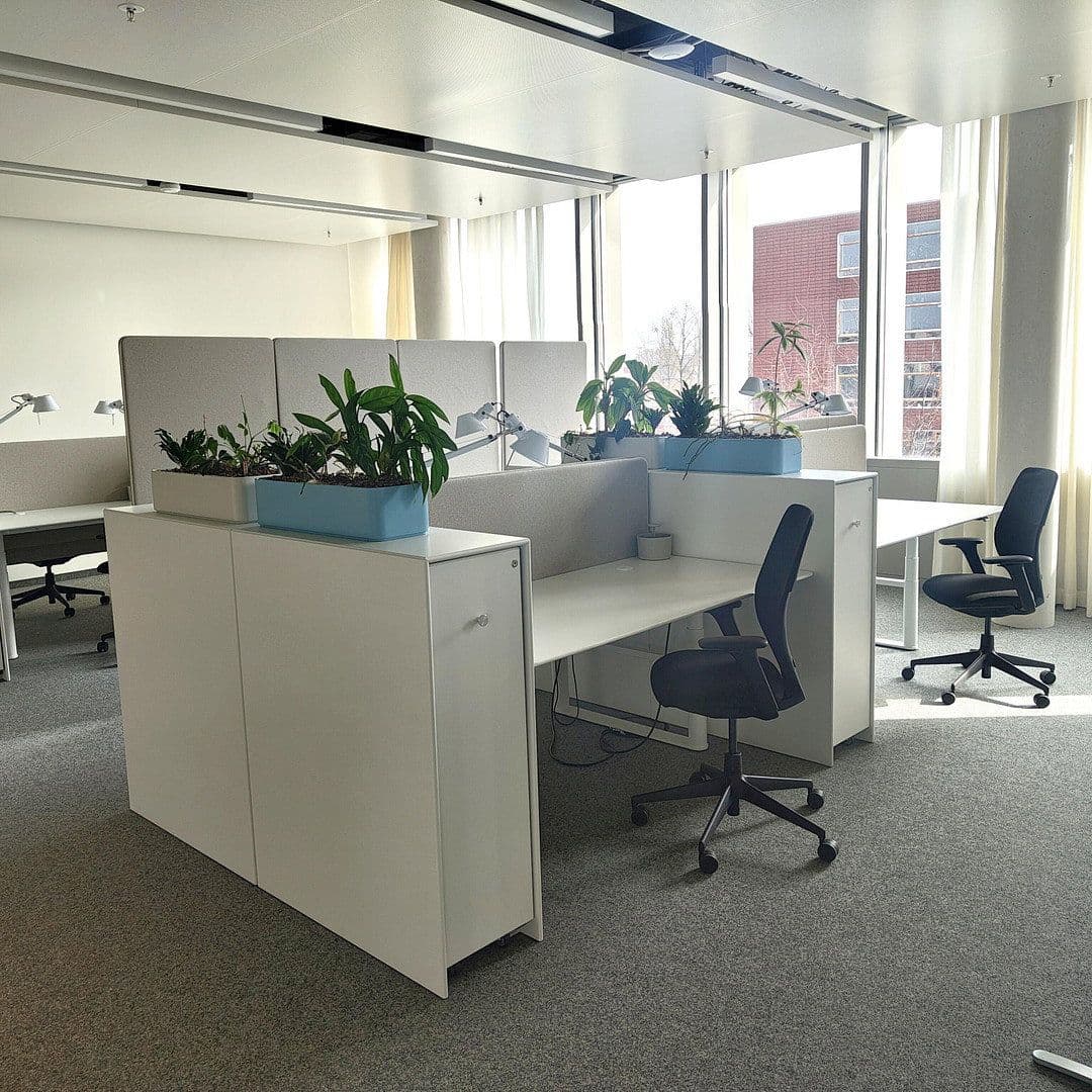 Prenájom kancelárie 1.400 m², Rudower Chaussee 28, Berlin, Berlín Prenájom kancelárie 1.400 m², Rudower Chaussee 28, Berlin, Berlín