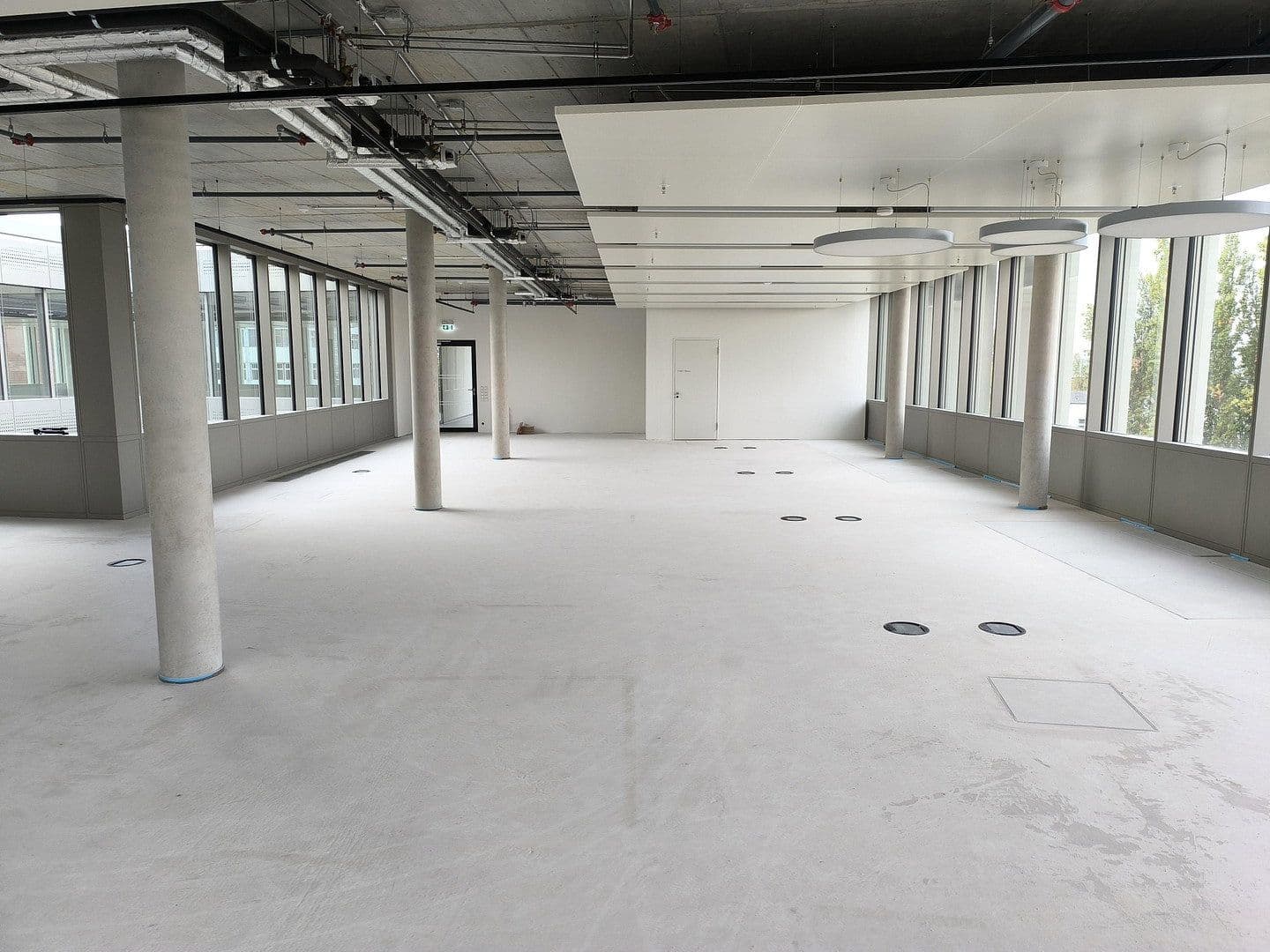 Prenájom kancelárie 1.400 m², Rudower Chaussee 28, Berlin, Berlín Prenájom kancelárie 1.400 m², Rudower Chaussee 28, Berlin, Berlín