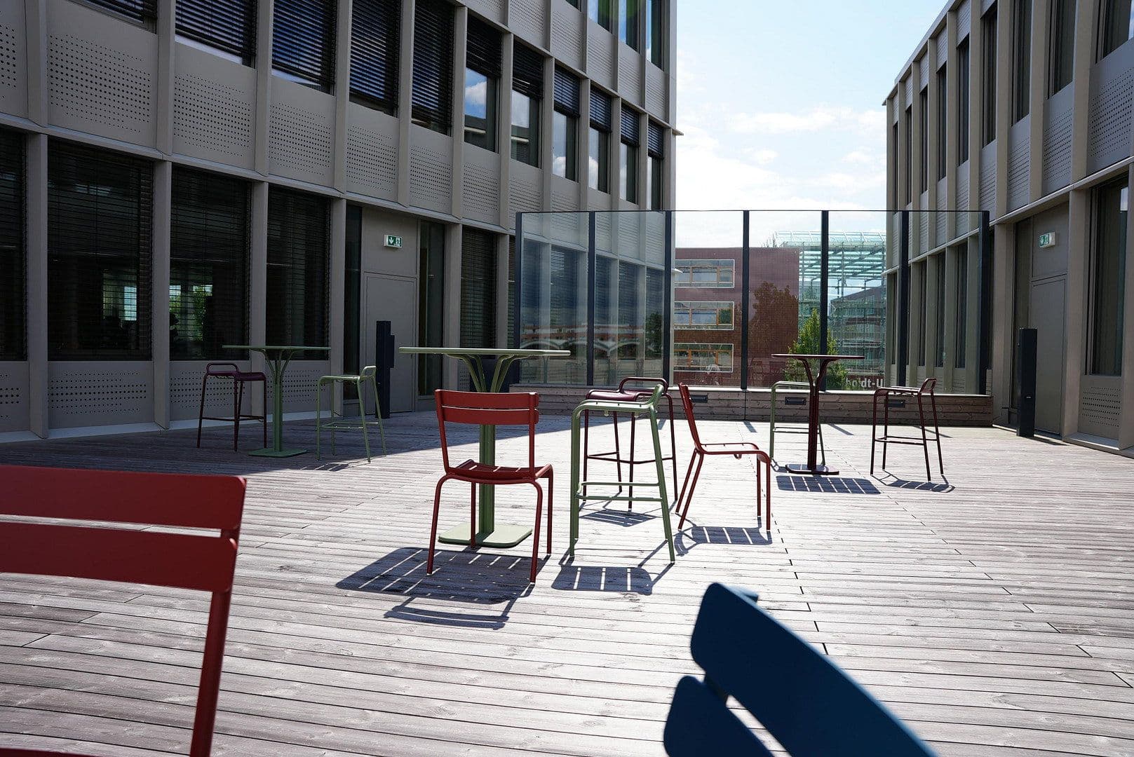 Prenájom kancelárie 1.400 m², Rudower Chaussee 28, Berlin, Berlín Prenájom kancelárie 1.400 m², Rudower Chaussee 28, Berlin, Berlín