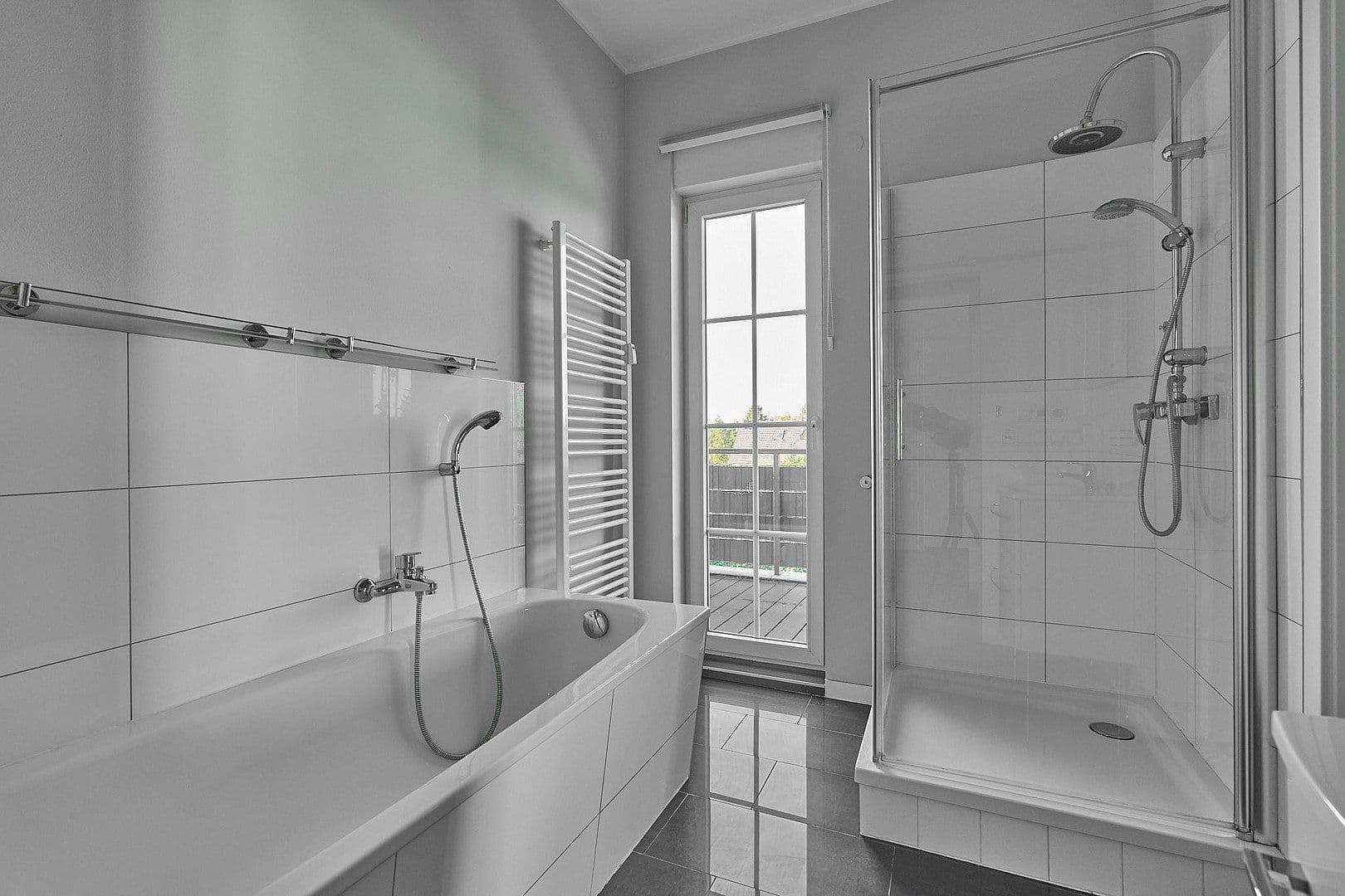 Predaj bytu 3-izbový 99 m², Berlin, Berlín Predaj bytu 3-izbový 99 m², Berlin, Berlín