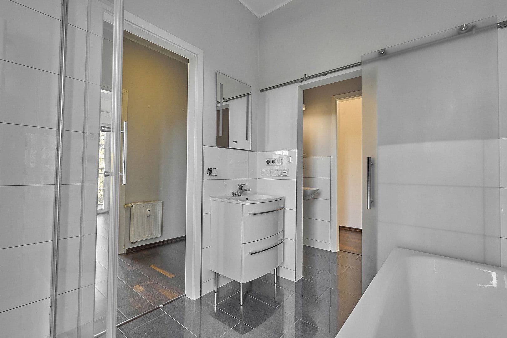 Predaj bytu 3-izbový 99 m², Berlin, Berlín Predaj bytu 3-izbový 99 m², Berlin, Berlín