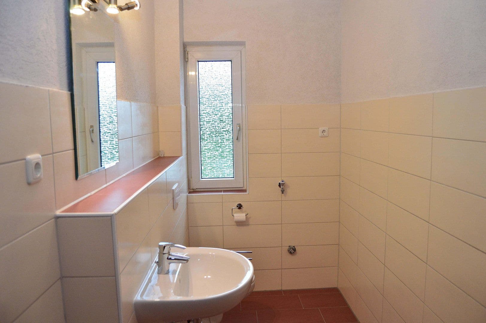 Predaj domu 194 m², pozemok 1.019 m², Finkenstraße 3 & 3a, Neuenkirchen, Dolné Sasko Predaj domu 194 m², pozemok 1.019 m², Finkenstraße 3 & 3a, Neuenkirchen, Dolné Sasko