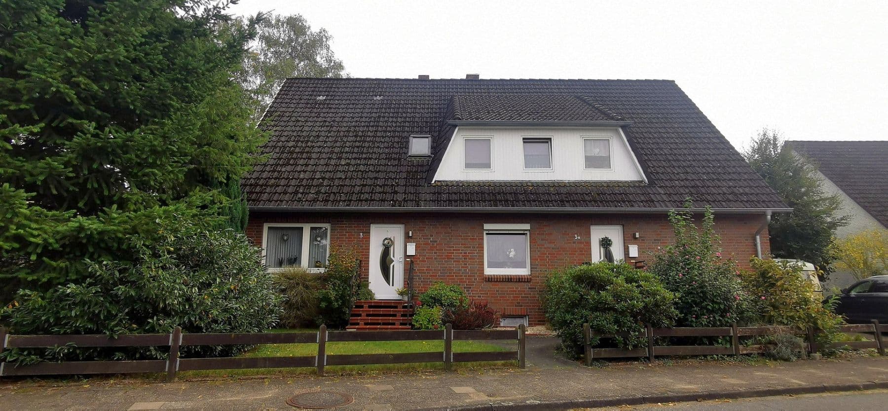 Predaj domu 194 m², pozemok 1.019 m², Finkenstraße 3 & 3a, Neuenkirchen, Dolné Sasko Predaj domu 194 m², pozemok 1.019 m², Finkenstraße 3 & 3a, Neuenkirchen, Dolné Sasko