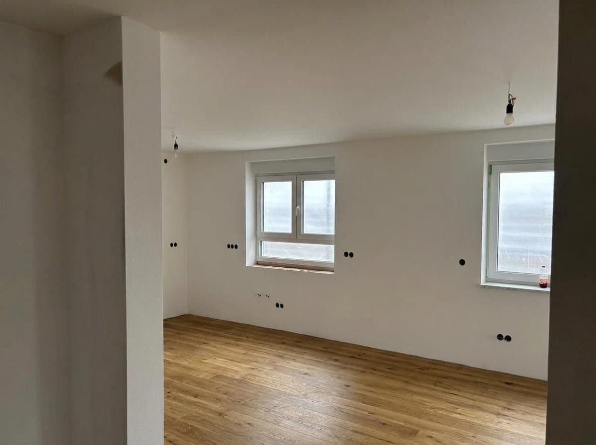 Prenájom bytu 3-izbový 108 m², Oberschwarzach, Bavorsko Prenájom bytu 3-izbový 108 m², Oberschwarzach, Bavorsko