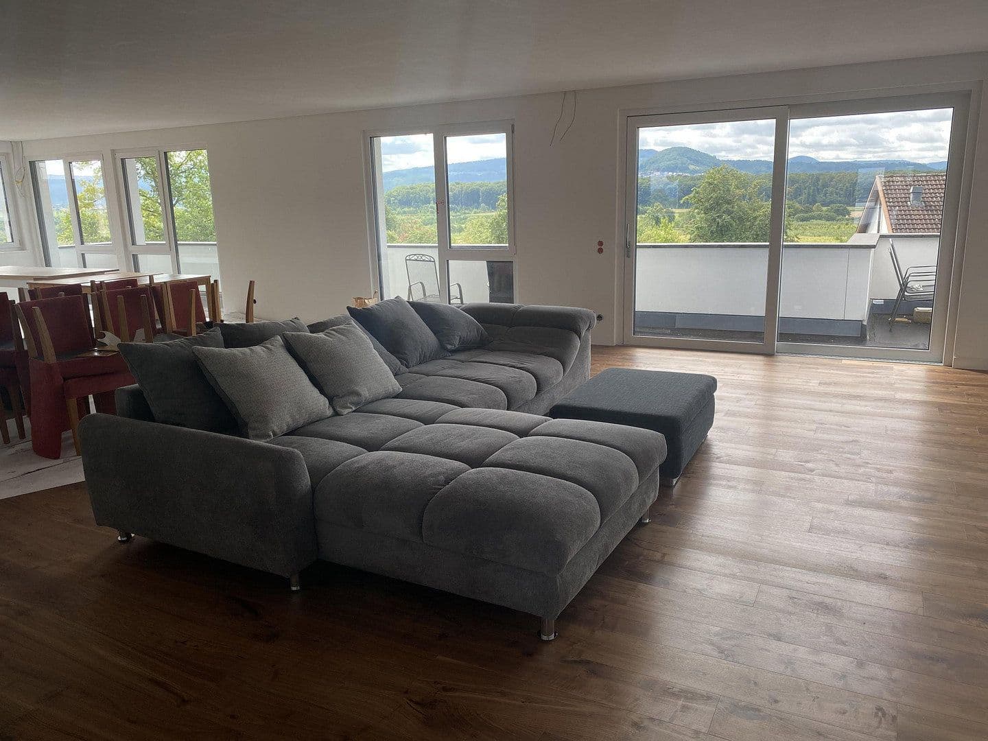 Predaj nebytového priestoru 631 m², Hattenhofen, Bádensko-Wurttembersko Predaj nebytového priestoru 631 m², Hattenhofen, Bádensko-Wurttembersko