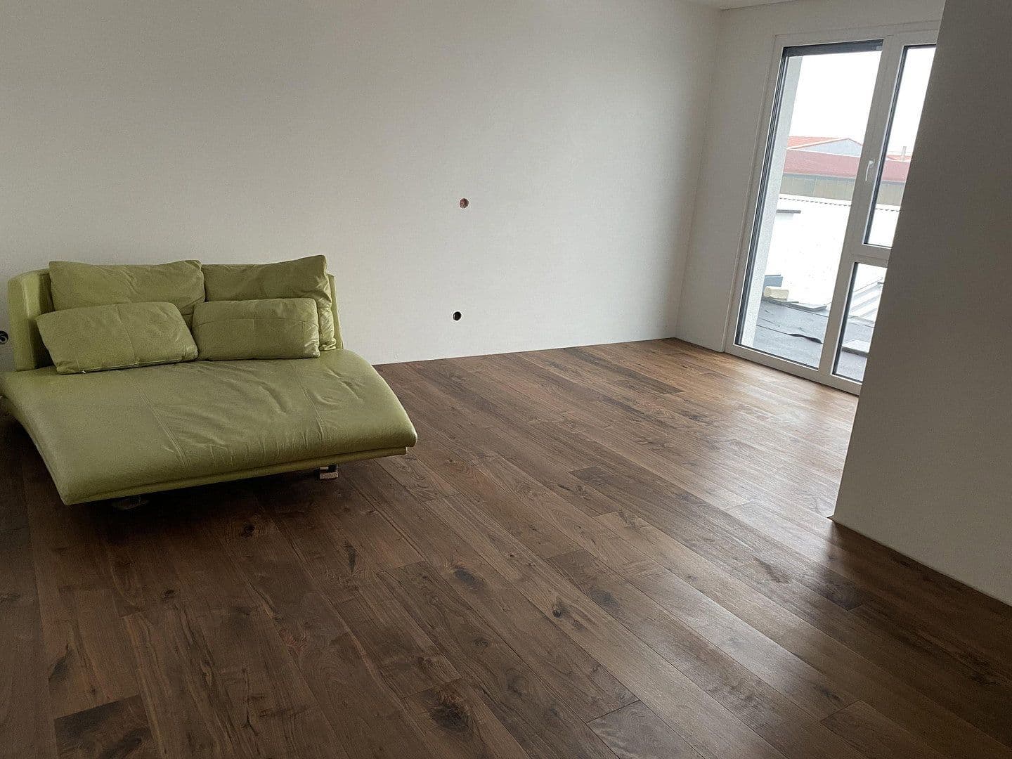 Predaj nebytového priestoru 631 m², Hattenhofen, Bádensko-Wurttembersko Predaj nebytového priestoru 631 m², Hattenhofen, Bádensko-Wurttembersko