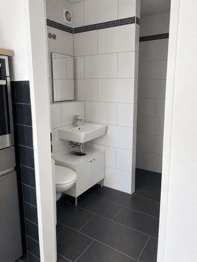 Predaj nebytového priestoru 631 m², Hattenhofen, Bádensko-Wurttembersko Predaj nebytového priestoru 631 m², Hattenhofen, Bádensko-Wurttembersko