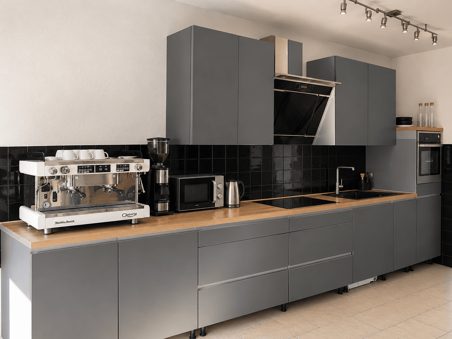 Predaj nebytového priestoru 631 m², Hattenhofen, Bádensko-Wurttembersko Predaj nebytového priestoru 631 m², Hattenhofen, Bádensko-Wurttembersko