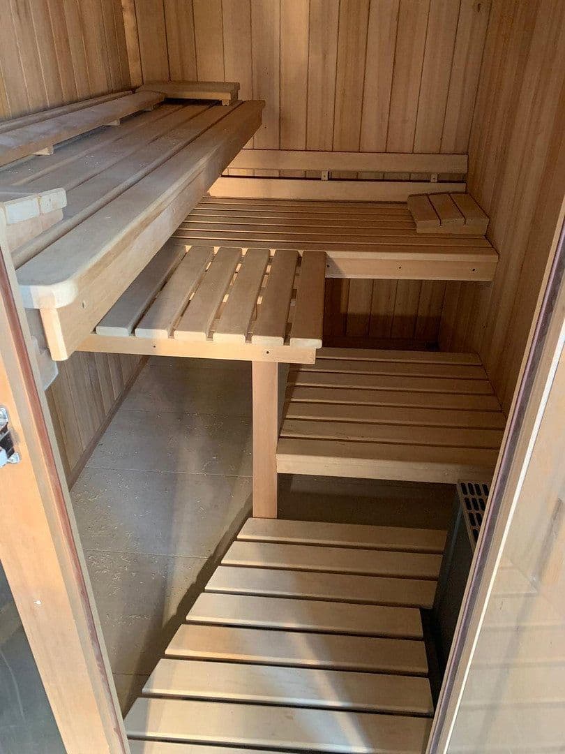 Predaj nebytového priestoru 631 m², Hattenhofen, Bádensko-Wurttembersko Predaj nebytového priestoru 631 m², Hattenhofen, Bádensko-Wurttembersko