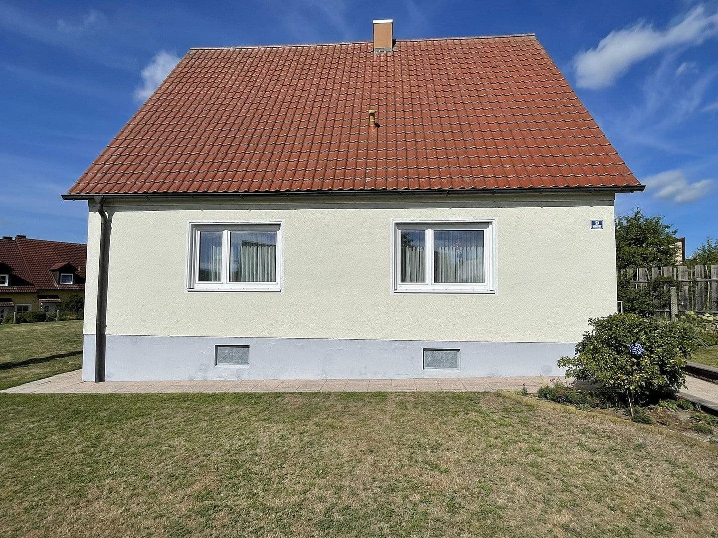 Predaj domu 128 m², pozemok 1.017 m², Kühbach, Bavorsko Predaj domu 128 m², pozemok 1.017 m², Kühbach, Bavorsko