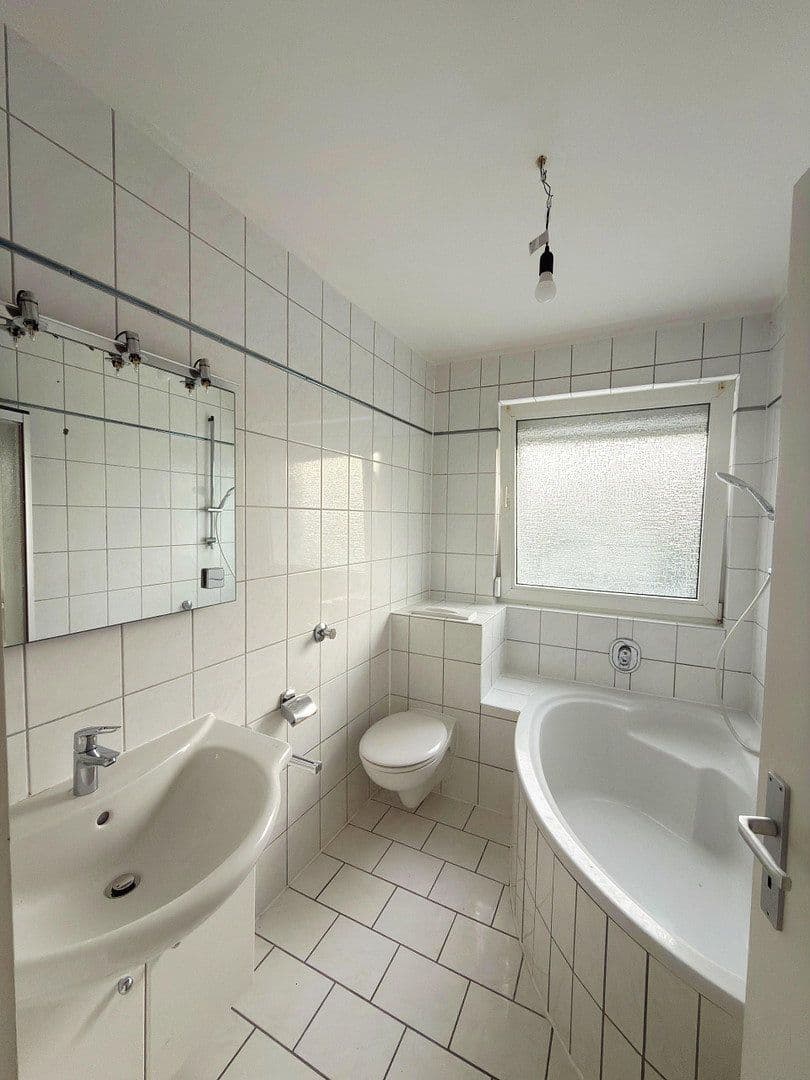 Predaj bytu 3-izbový 92 m², Kerckhoffstr 200, Essen, Severné Porýnie - Westfálsko Predaj bytu 3-izbový 92 m², Kerckhoffstr 200, Essen, Severné Porýnie - Westfálsko