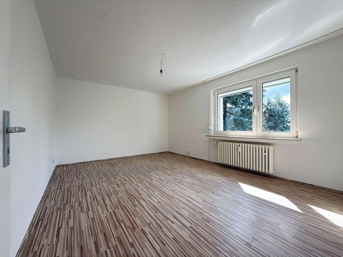 Predaj bytu 3-izbový 92 m², Kerckhoffstr 200, Essen, Severné Porýnie - Westfálsko Predaj bytu 3-izbový 92 m², Kerckhoffstr 200, Essen, Severné Porýnie - Westfálsko