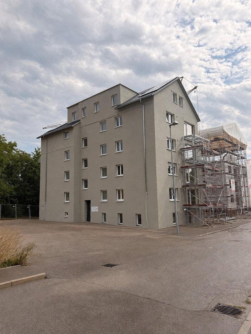 Prenájom bytu 3-izbový 72 m², Daimlerstr 12, Ebersbach an der Fils, Bádensko-Wurttembersko Prenájom bytu 3-izbový 72 m², Daimlerstr 12, Ebersbach an der Fils, Bádensko-Wurttembersko