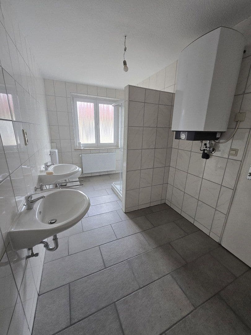 Prenájom bytu 3-izbový 88 m², Kohlmeisenweg 8, Albstadt, Bádensko-Wurttembersko Prenájom bytu 3-izbový 88 m², Kohlmeisenweg 8, Albstadt, Bádensko-Wurttembersko