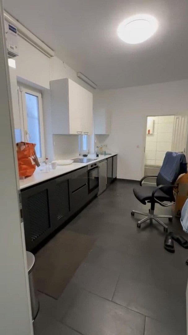 Prenájom kancelárie 45 m², Köln, Severné Porýnie - Westfálsko Prenájom kancelárie 45 m², Köln, Severné Porýnie - Westfálsko