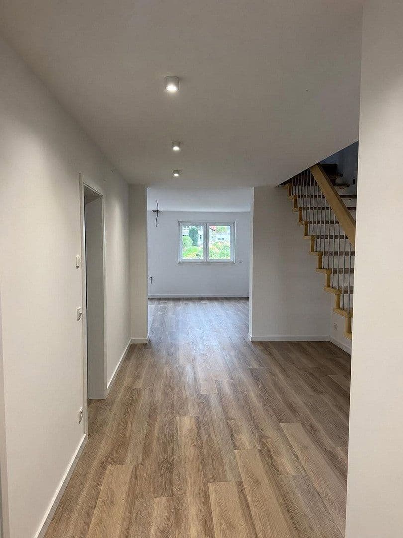 Prenájom domu 150 m², pozemok 957 m², Schweineanger 40, Magdeburg, Sasko-Anhaltsko Prenájom domu 150 m², pozemok 957 m², Schweineanger 40, Magdeburg, Sasko-Anhaltsko