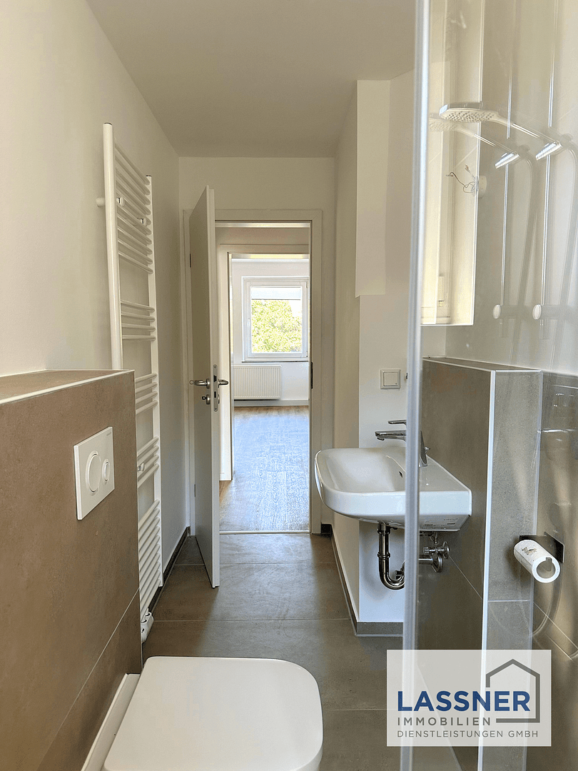 Prenájom bytu 3-izbový 85 m², Ruhrstraße 58, Witten, Severné Porýnie - Westfálsko Prenájom bytu 3-izbový 85 m², Ruhrstraße 58, Witten, Severné Porýnie - Westfálsko