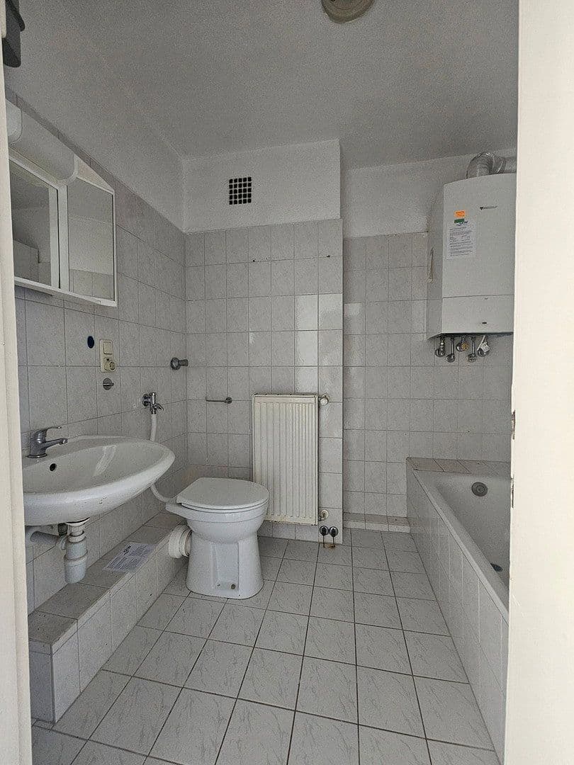 Prenájom bytu 2-izbový 50 m², Bismarckstraße 150, Wilhelmshaven, Dolné Sasko Prenájom bytu 2-izbový 50 m², Bismarckstraße 150, Wilhelmshaven, Dolné Sasko