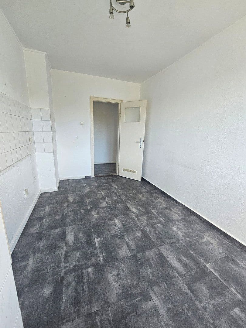 Prenájom bytu 2-izbový 50 m², Bismarckstraße 150, Wilhelmshaven, Dolné Sasko Prenájom bytu 2-izbový 50 m², Bismarckstraße 150, Wilhelmshaven, Dolné Sasko