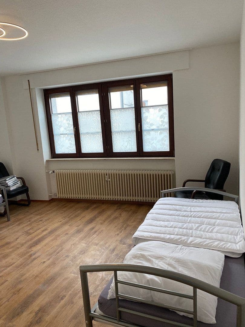 Predaj bytu 3-izbový 80 m², Klappergase 4, Rosbach v. d. Höhe, Hesensko Predaj bytu 3-izbový 80 m², Klappergase 4, Rosbach v. d. Höhe, Hesensko