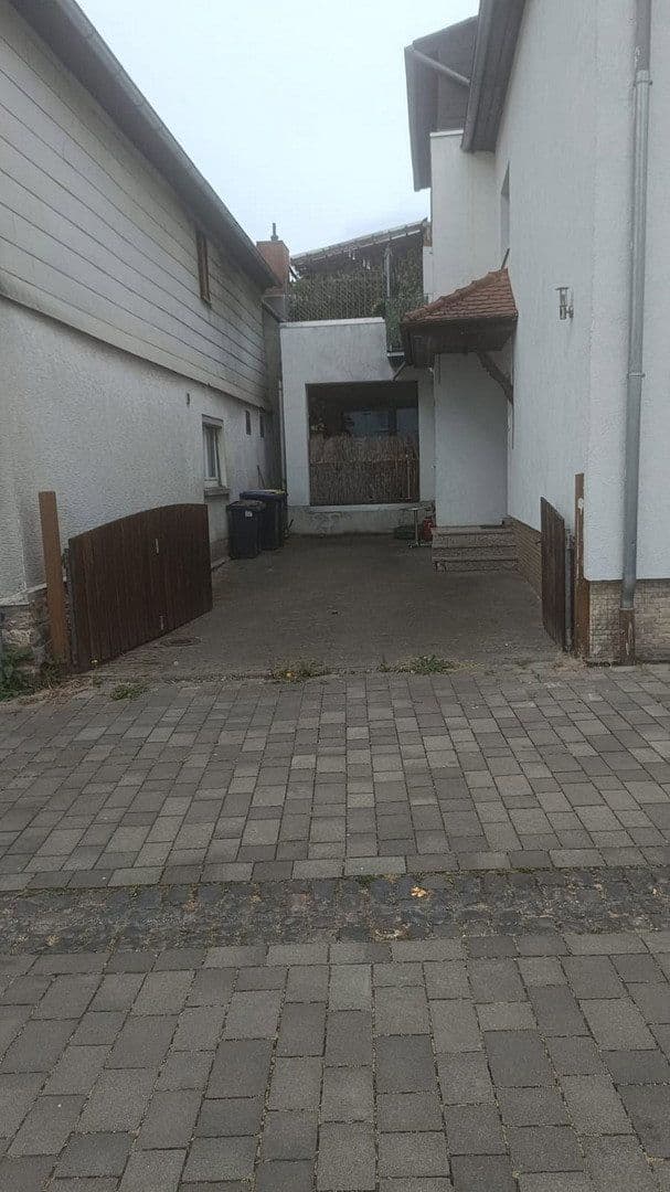 Predaj bytu 3-izbový 80 m², Klappergase 4, Rosbach v. d. Höhe, Hesensko Predaj bytu 3-izbový 80 m², Klappergase 4, Rosbach v. d. Höhe, Hesensko