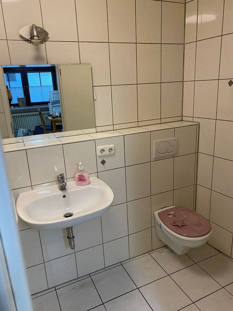 Predaj bytu 3-izbový 80 m², Klappergase 4, Rosbach v. d. Höhe, Hesensko Predaj bytu 3-izbový 80 m², Klappergase 4, Rosbach v. d. Höhe, Hesensko