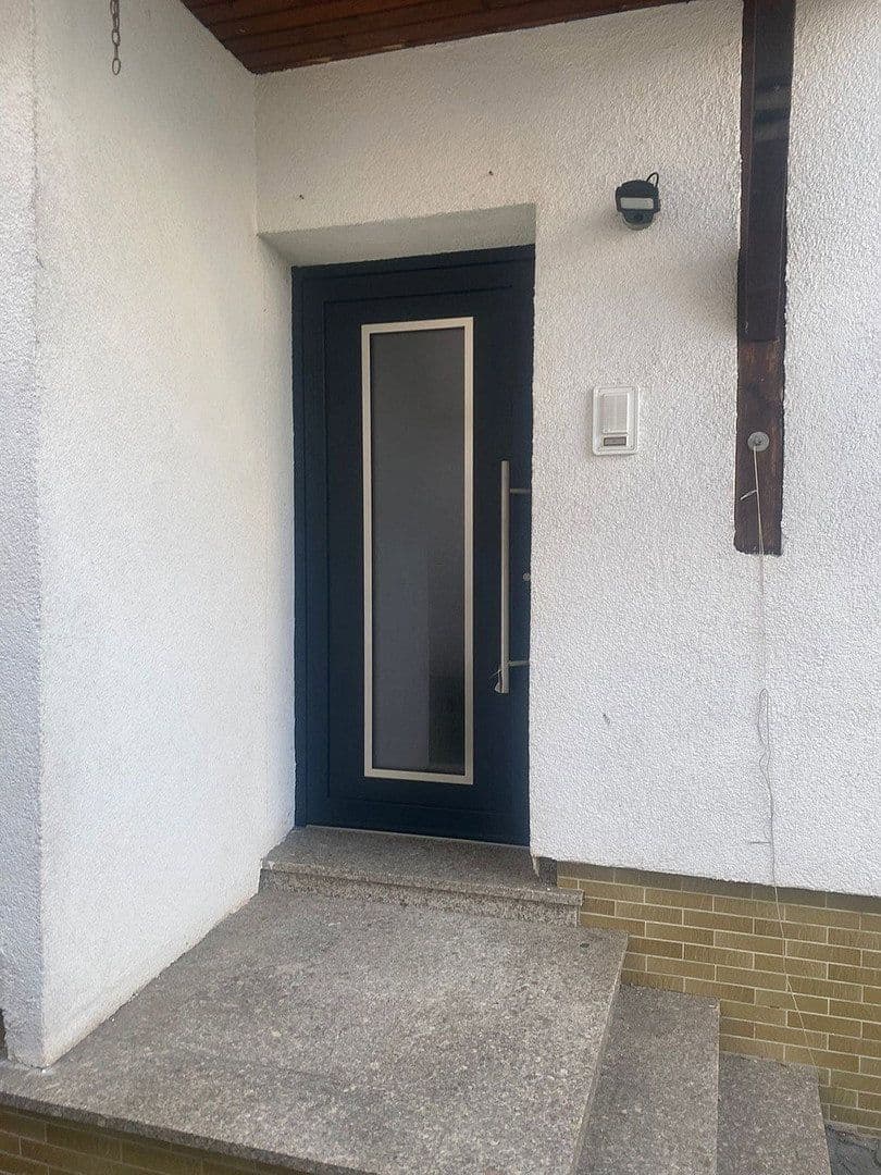 Predaj bytu 3-izbový 80 m², Klappergase 4, Rosbach v. d. Höhe, Hesensko Predaj bytu 3-izbový 80 m², Klappergase 4, Rosbach v. d. Höhe, Hesensko