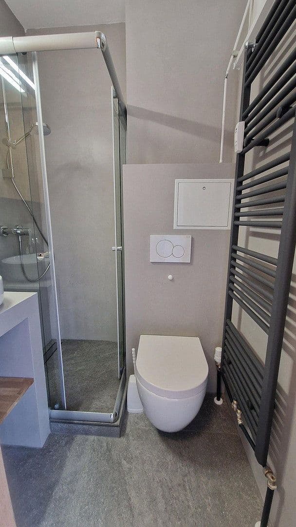 Prenájom bytu 1-izbový 26 m², München, Bavorsko Prenájom bytu 1-izbový 26 m², München, Bavorsko