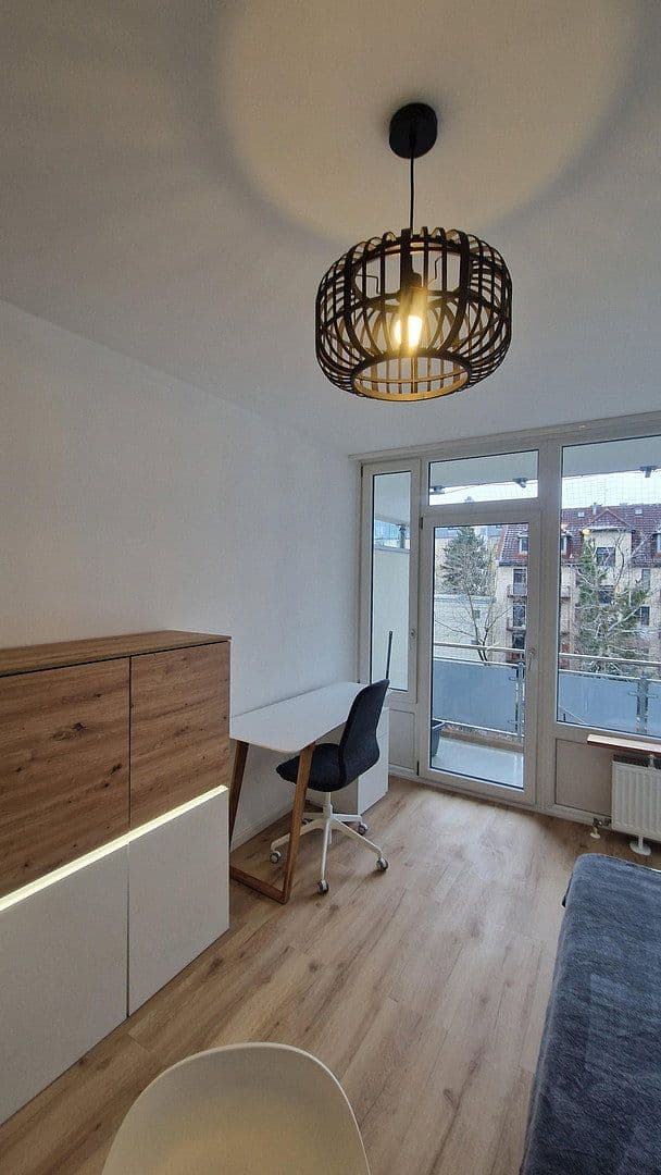 Prenájom bytu 1-izbový 26 m², München, Bavorsko Prenájom bytu 1-izbový 26 m², München, Bavorsko
