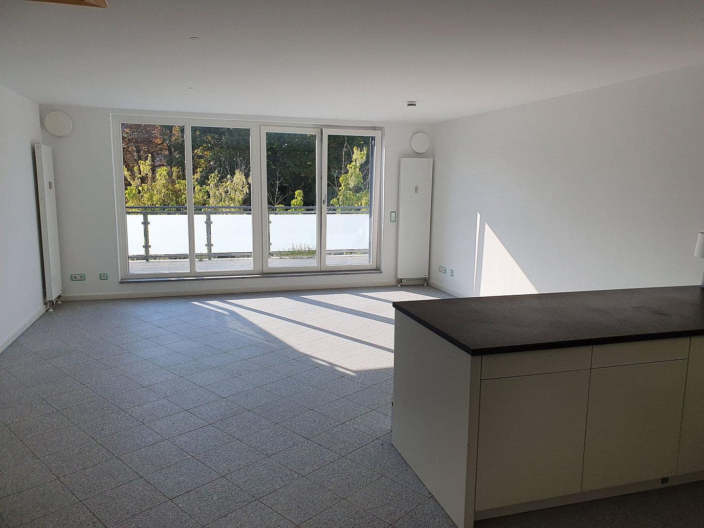 Prenájom bytu 4-izbový 102 m², Spitalstr 4, Ingolstadt, Bavorsko Prenájom bytu 4-izbový 102 m², Spitalstr 4, Ingolstadt, Bavorsko