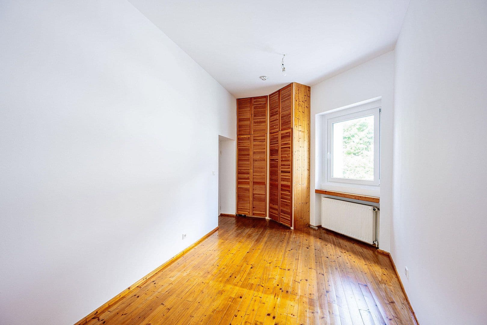 Prenájom bytu 2-izbový 76 m², Mühlenweg 58, Wuppertal, Severné Porýnie - Westfálsko Prenájom bytu 2-izbový 76 m², Mühlenweg 58, Wuppertal, Severné Porýnie - Westfálsko