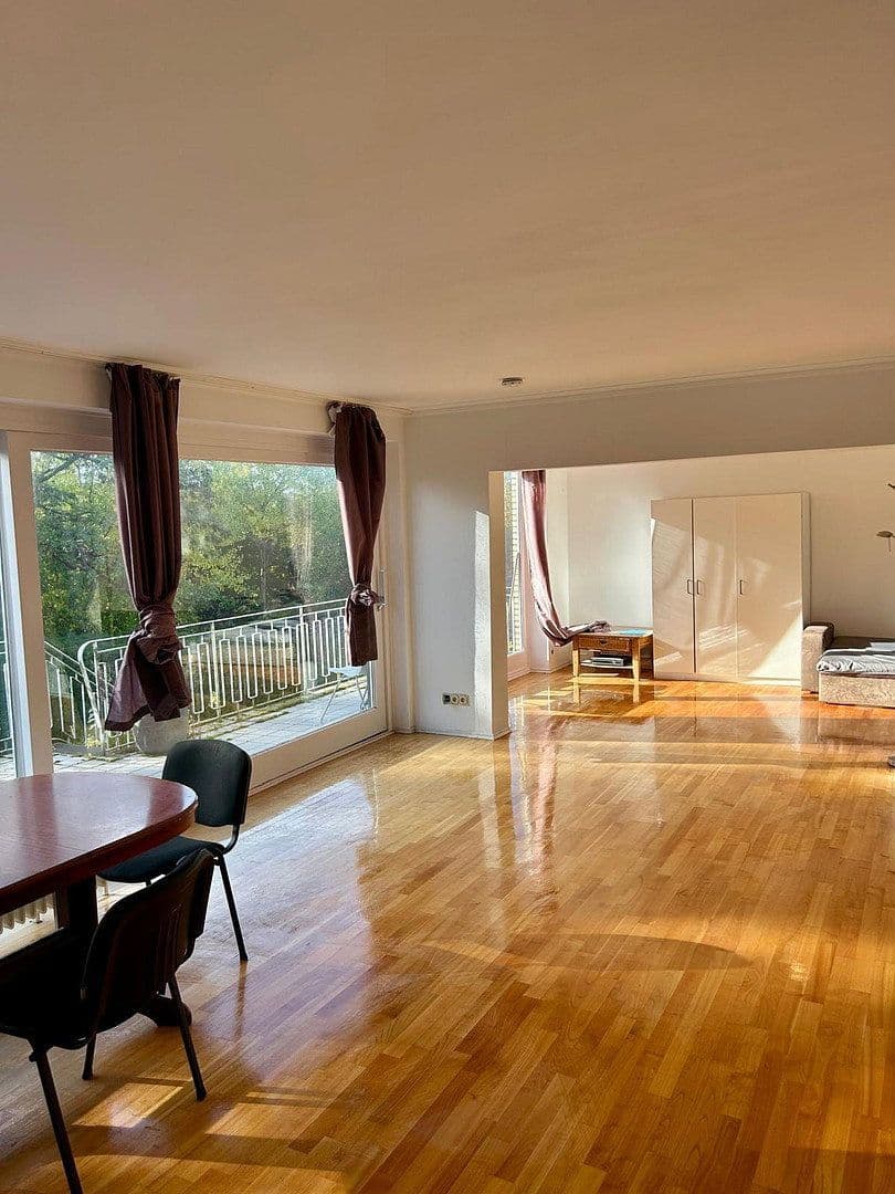 Prenájom bytu 4-izbový 155 m², Gartenstraße 15, Bad Segeberg, Šlezvicko-Holštajnsko Prenájom bytu 4-izbový 155 m², Gartenstraße 15, Bad Segeberg, Šlezvicko-Holštajnsko