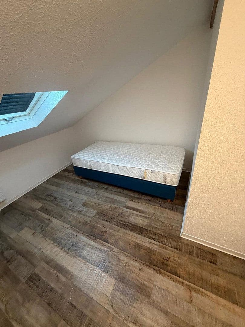 Prenájom bytu 2-izbový 42 m², Blaubeurer Str. 64, Ulm, Bádensko-Wurttembersko Prenájom bytu 2-izbový 42 m², Blaubeurer Str. 64, Ulm, Bádensko-Wurttembersko