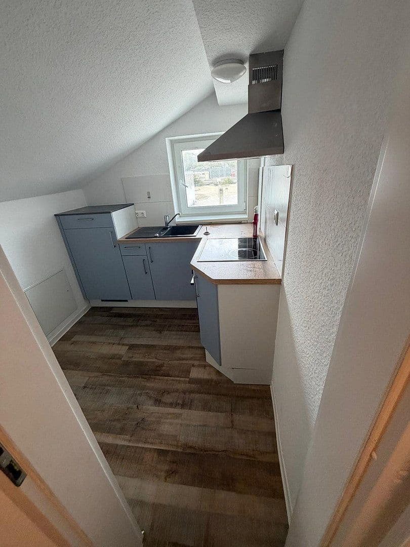 Prenájom bytu 2-izbový 42 m², Blaubeurer Str. 64, Ulm, Bádensko-Wurttembersko Prenájom bytu 2-izbový 42 m², Blaubeurer Str. 64, Ulm, Bádensko-Wurttembersko