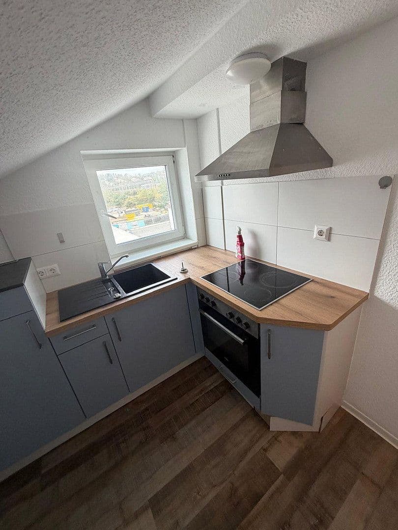 Prenájom bytu 2-izbový 42 m², Blaubeurer Str. 64, Ulm, Bádensko-Wurttembersko Prenájom bytu 2-izbový 42 m², Blaubeurer Str. 64, Ulm, Bádensko-Wurttembersko