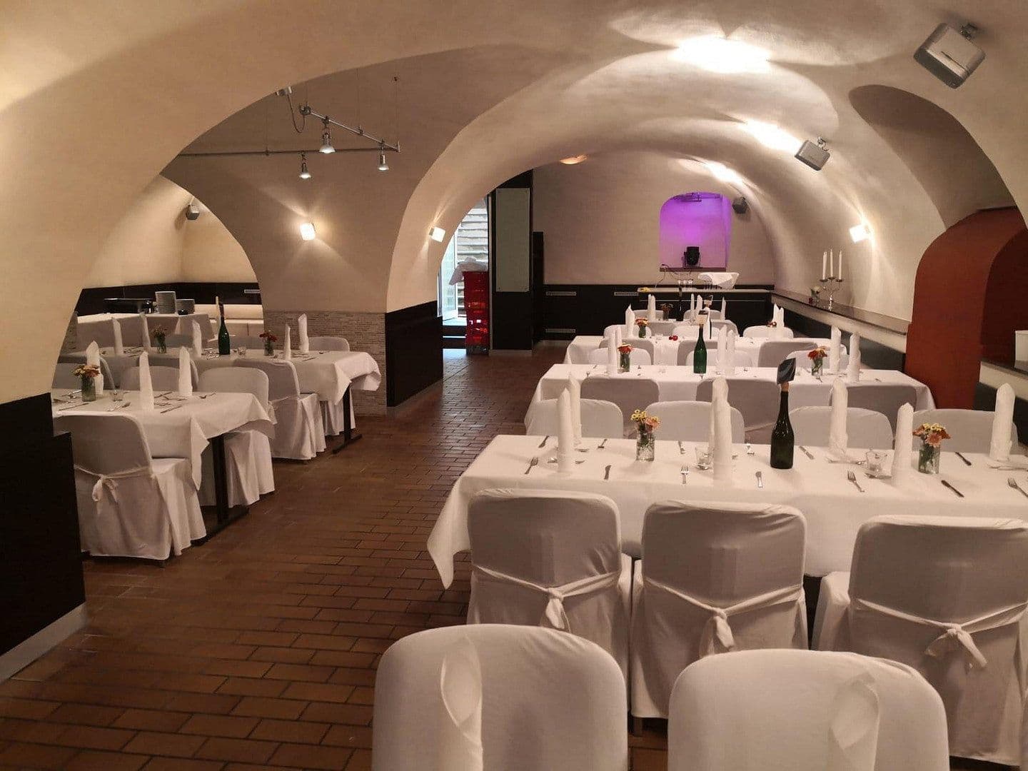 Predaj domu 810 m², pozemok 710 m², Rheingönheimerstraße 98, Ludwigshafen, Porýnie-Falcko Predaj domu 810 m², pozemok 710 m², Rheingönheimerstraße 98, Ludwigshafen, Porýnie-Falcko