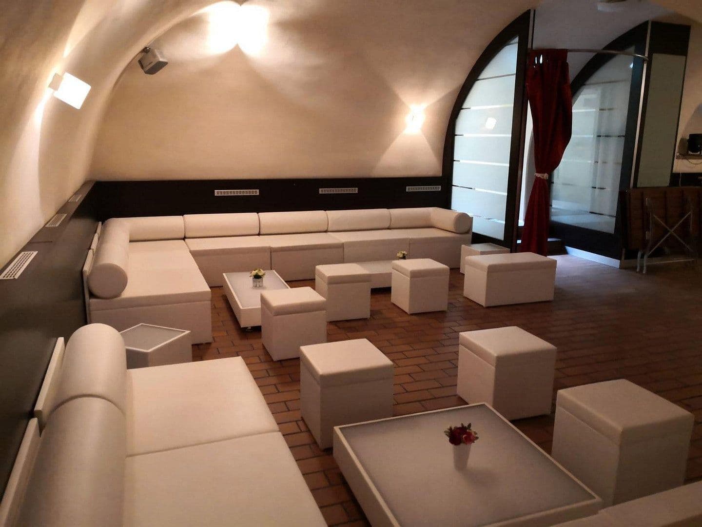Predaj domu 810 m², pozemok 710 m², Rheingönheimerstraße 98, Ludwigshafen, Porýnie-Falcko Predaj domu 810 m², pozemok 710 m², Rheingönheimerstraße 98, Ludwigshafen, Porýnie-Falcko