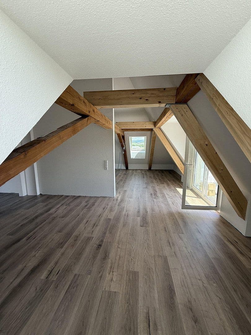 Prenájom bytu 4-izbový 119 m², Staufener Str. 70, Bad Krozingen, Bádensko-Wurttembersko Prenájom bytu 4-izbový 119 m², Staufener Str. 70, Bad Krozingen, Bádensko-Wurttembersko