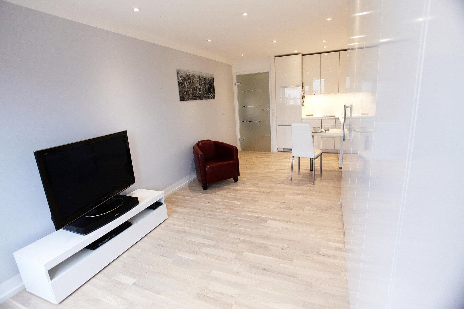 Prenájom bytu 1-izbový 32 m², Düsseldorfer Str. 7, München, Bavorsko Prenájom bytu 1-izbový 32 m², Düsseldorfer Str. 7, München, Bavorsko
