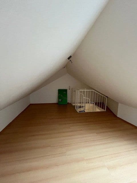 Prenájom bytu 2-izbový 53 m², Birkenstr. 1, Reichenbach, Sasko Prenájom bytu 2-izbový 53 m², Birkenstr. 1, Reichenbach, Sasko
