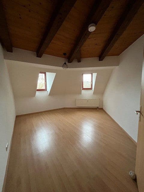 Prenájom bytu 2-izbový 53 m², Birkenstr. 1, Reichenbach, Sasko Prenájom bytu 2-izbový 53 m², Birkenstr. 1, Reichenbach, Sasko