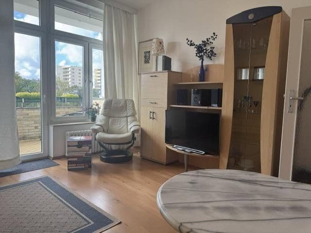 Prenájom bytu 1-izbový 32 m², Berlin, Berlín Prenájom bytu 1-izbový 32 m², Berlin, Berlín