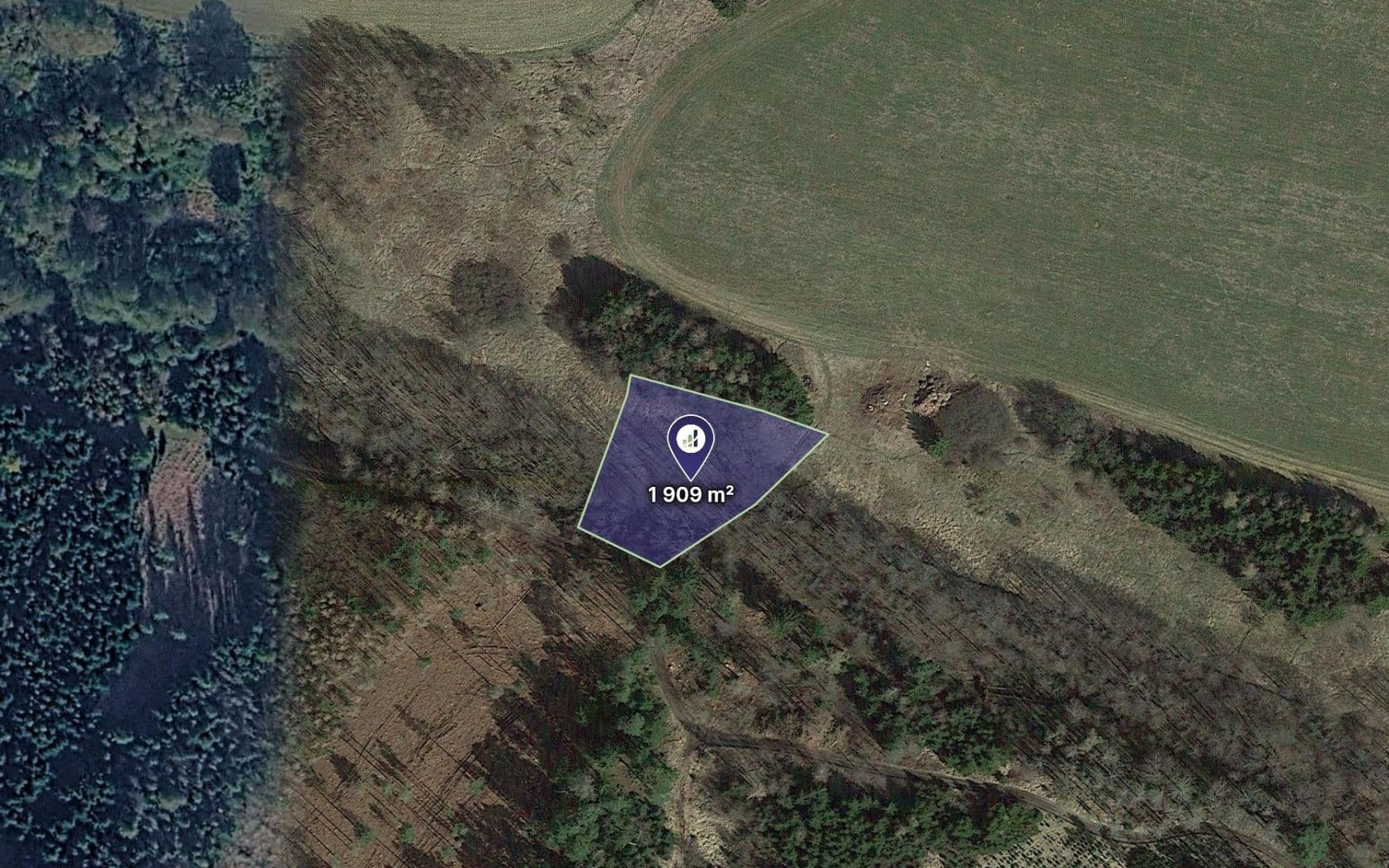 Predaj pozemku 22.679 m², Kladruby, Středočeský kraj Predaj pozemku 22.679 m², Kladruby, Středočeský kraj