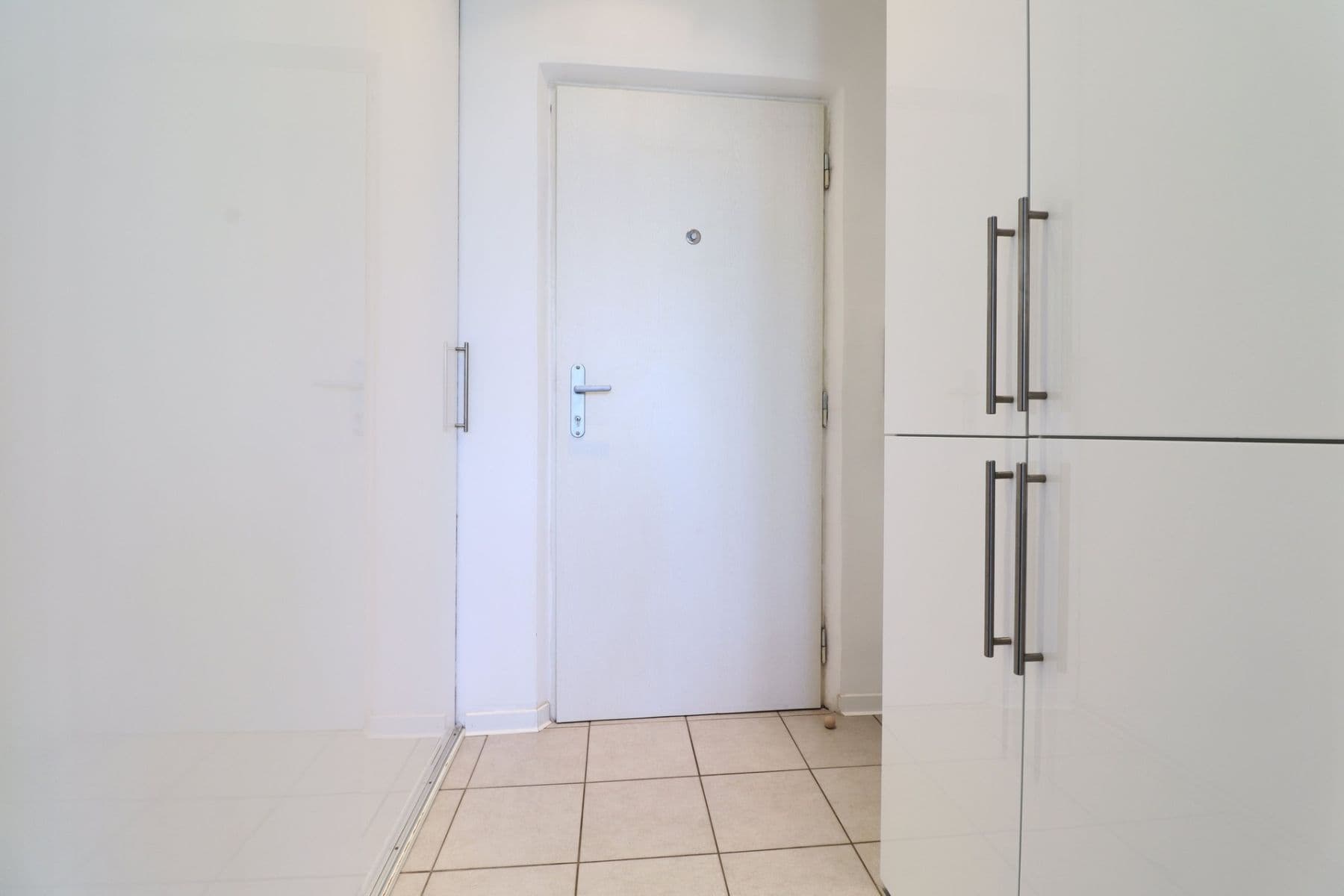 Prenájom bytu 1-izbový 27 m², Otradovická, Praha, Praha Prenájom bytu 1-izbový 27 m², Otradovická, Praha, Praha
