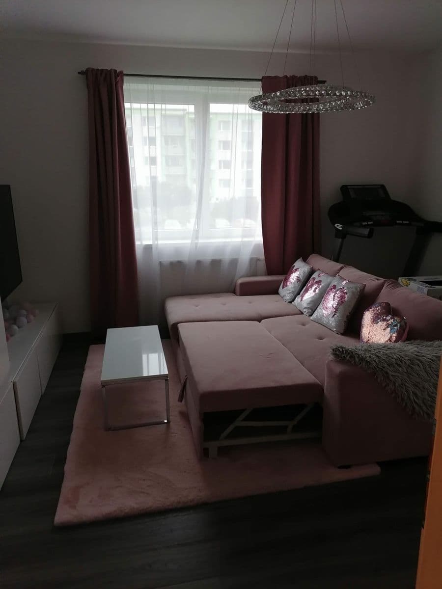 Prenájom bytu 2-izbový 56 m², Pátera Ferdy, Sušice, Plzeňský kraj Prenájom bytu 2-izbový 56 m², Pátera Ferdy, Sušice, Plzeňský kraj