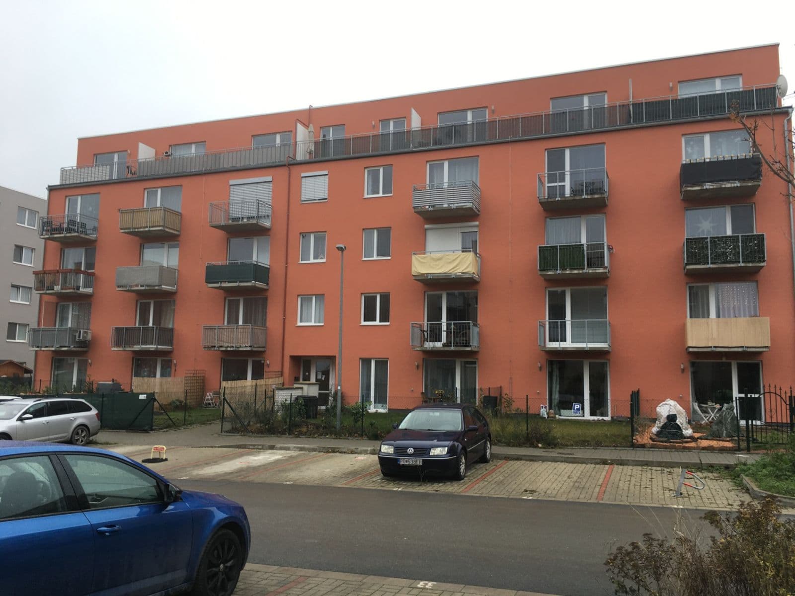 Prenájom bytu 1-izbový 30 m², Ječná, Hostivice, Středočeský kraj Prenájom bytu 1-izbový 30 m², Ječná, Hostivice, Středočeský kraj